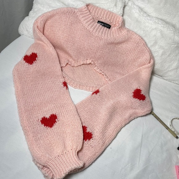 Shein Y2K  Pink Heart Knit Cropped Sweater NWOT Long Sleeve Trendy Top‎ Size L - Picture 1 of 10